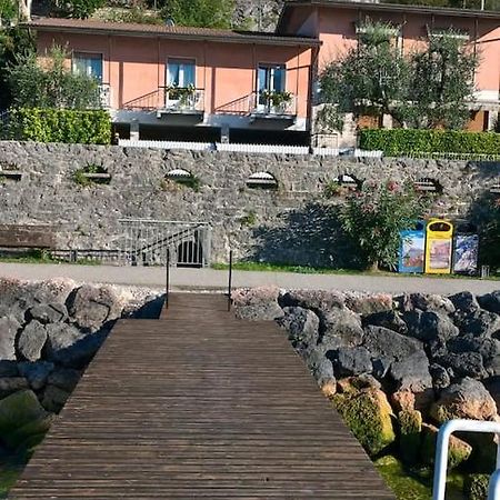 Villa Sul Lago Con Pontile Privato A Brenzone Sul Garda - Unique And Exclusive Brenzone sul Garda Exterior foto