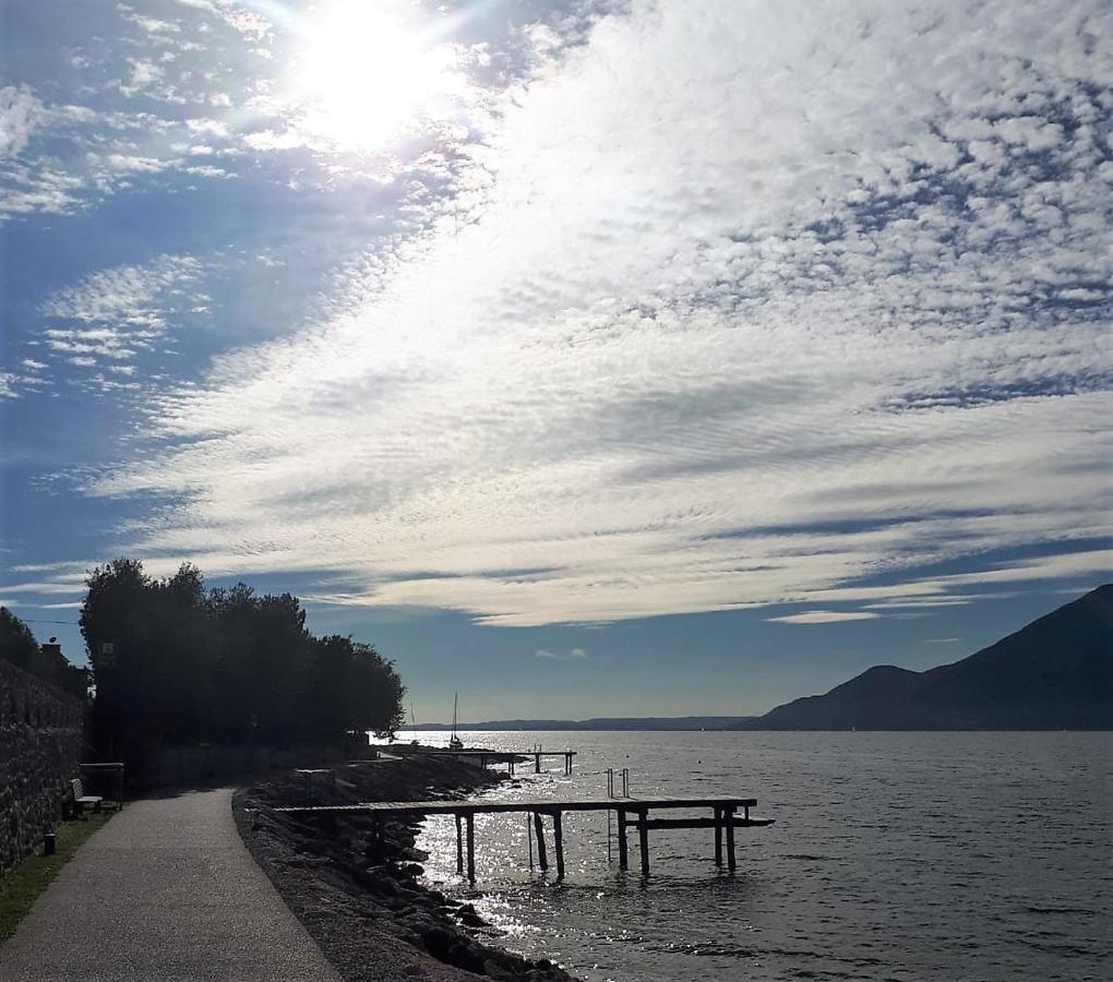 Villa Sul Lago Con Pontile Privato A Brenzone Sul Garda - Unique And Exclusive Brenzone sul Garda Exterior foto