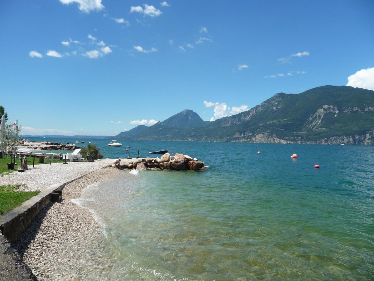 Villa Sul Lago Con Pontile Privato A Brenzone Sul Garda - Unique And Exclusive Brenzone sul Garda Exterior foto