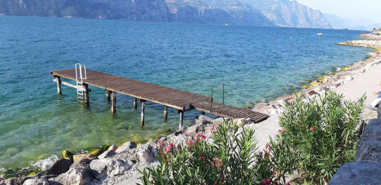Villa Sul Lago Con Pontile Privato A Brenzone Sul Garda - Unique And Exclusive Brenzone sul Garda Exterior foto